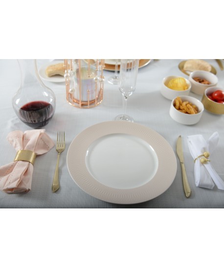 Gold oval napkin rings - set of 4