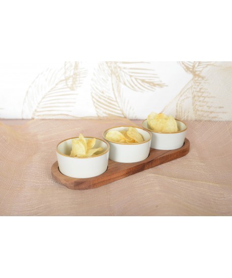 Appetizer set with 3 bowls on a wooden tray 29x10cm