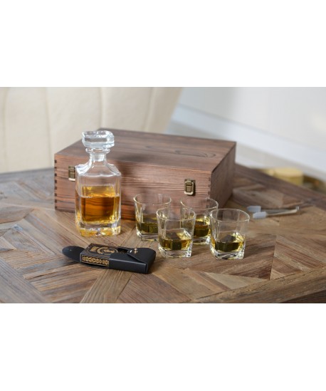 Poker set in black faux leather case 6x3x9cm