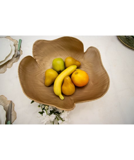 Salad bowl in matt gold ceramic 42x36x17cm