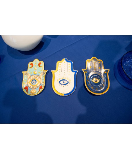 Peace hand dish 16.7x10.5x1.5cm