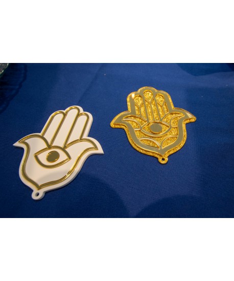 Decorative white and gold hand 9.7x11.3x0.5cm