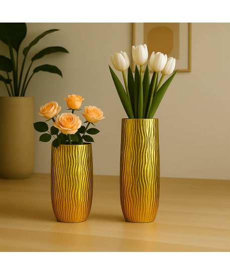 Striated gold vase in polyresin 36x36x90cm