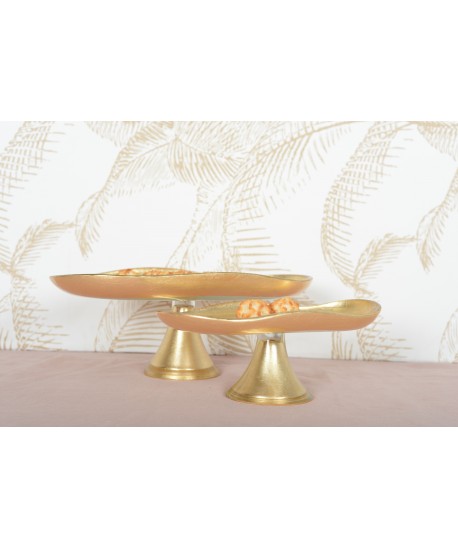 Large gold-edged cake stand 35.2x19.7x13.2cm