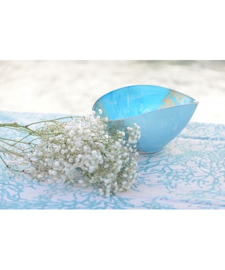 Oval blue and gold bowl 26.5x14.3x11.5cm