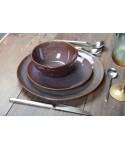 Assiette plate bordeaux