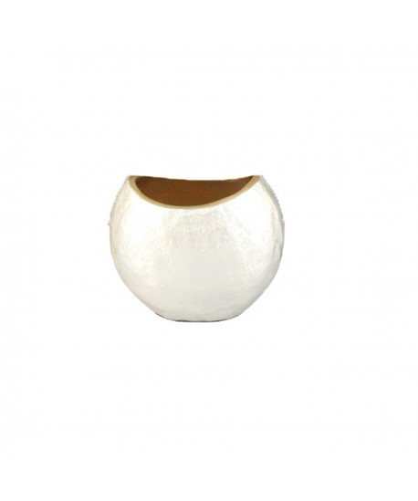 White oval vase 15x10x12.5cm