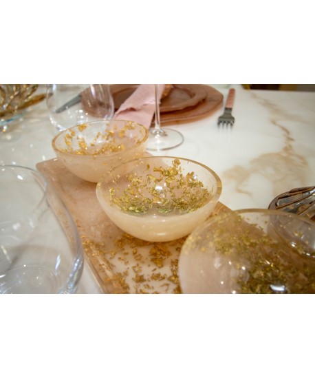 Aperitif set of 3 cups on tray in glitter resin