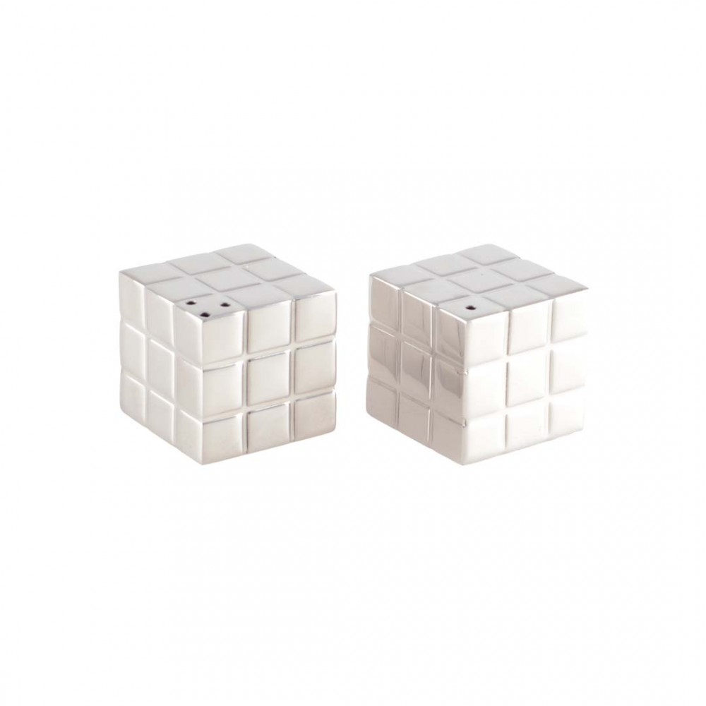 Silver Rubik's cube salt and pepper shakers 3x3x3cm