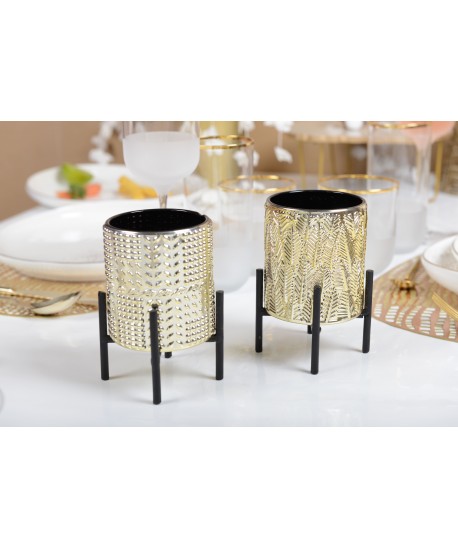 Bougeoir doré feuille pied noir