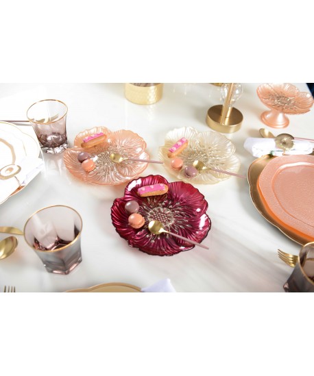 Vanilla flower dessert plate