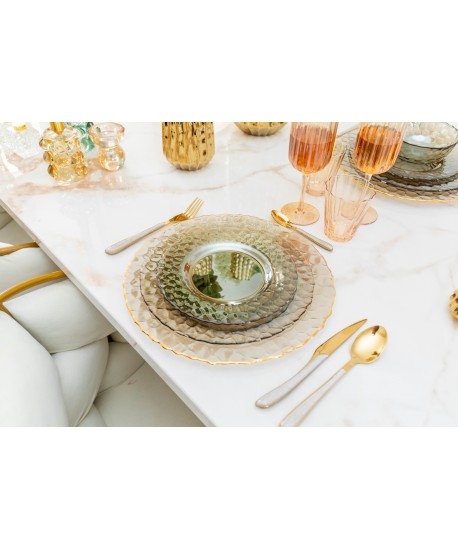 Assiette a dessert dorée avec bords finement textures 22cm