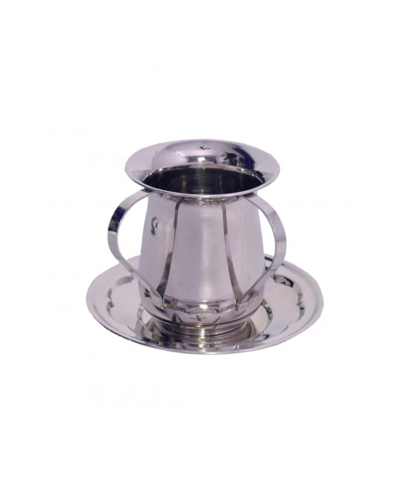 Keli with silver saucer